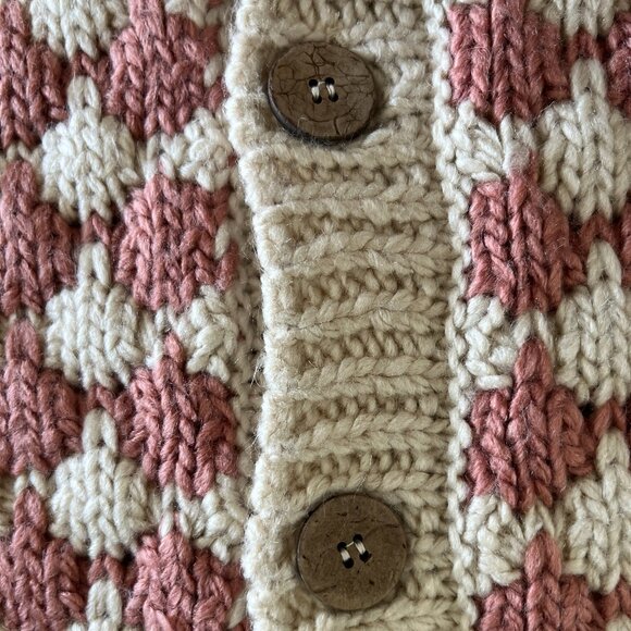 NWOT Pink/Beige Argyle Knitted Vest - Picture 3 of 5